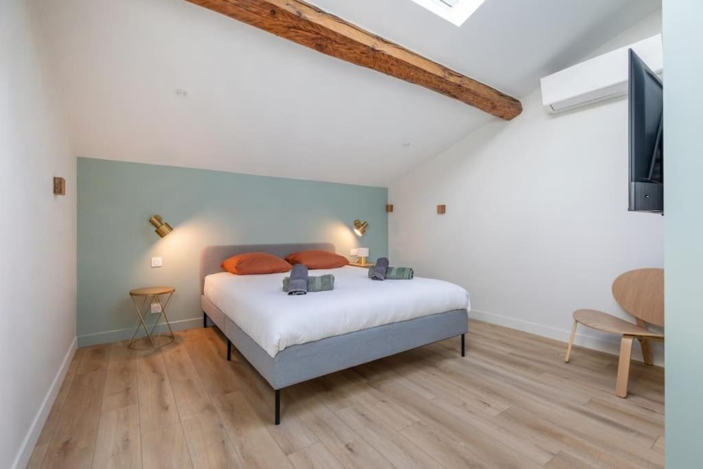 Brp Center, Sixteen-bedroom Luxury House Hébergement de vacances