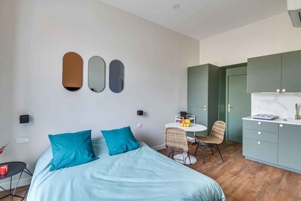 Brp Center, Sixteen-bedroom Luxury House Cannes